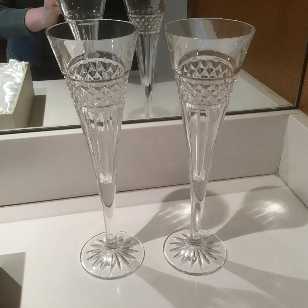 VTG Oleg Cassini Cut Crystal Champagne Flutes Wedding Toasting Glasses W Box NYE